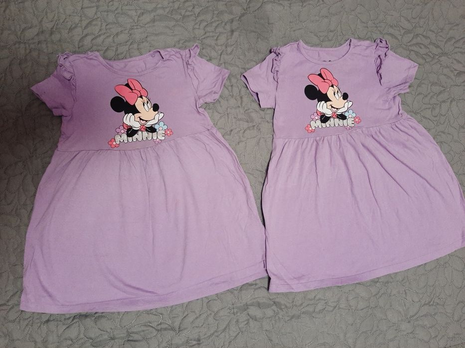 Dwie sukienki dla dziewczynek