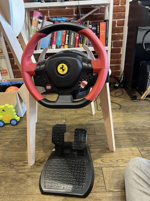 Руль Thrustmaster Ferrari 458 XBOX