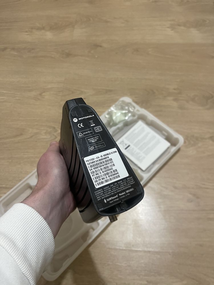 Кабельний модем Motorola Surfboard SB5101i новий