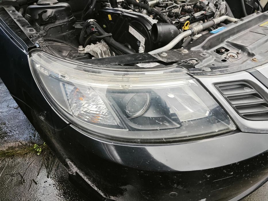 FAROL DIREITO SAAB 9-3 FAMILIAR