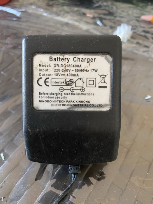Зарядний блок живлення. Зарядний пристрій 18v 400mA