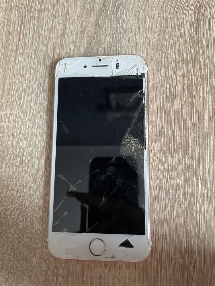 iPhone 7 64GB uszkodzony