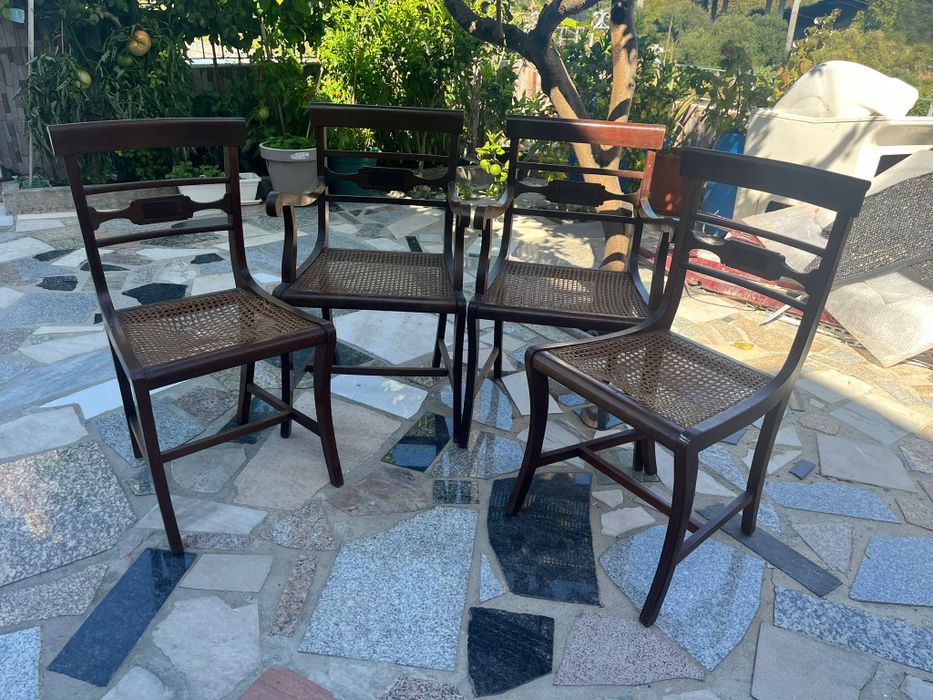 Cadeiras antigas de palhinha e outras