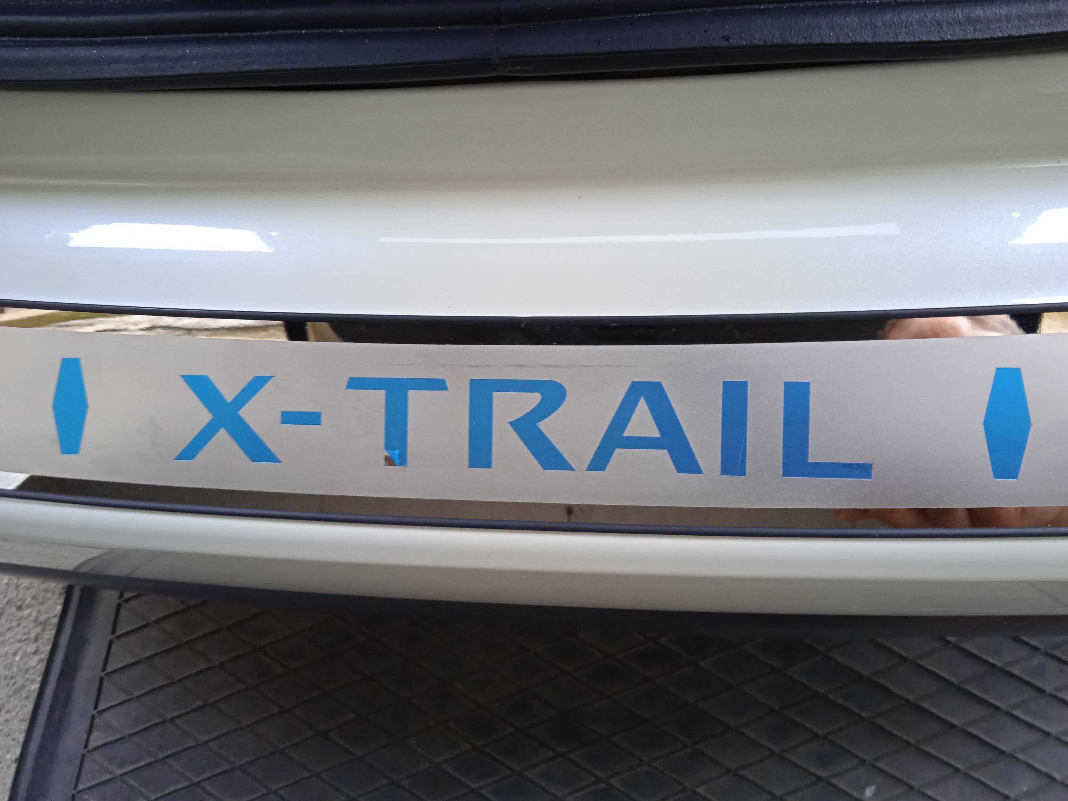 Listwa chrom zderzaka Nissan X-TRAIL T32