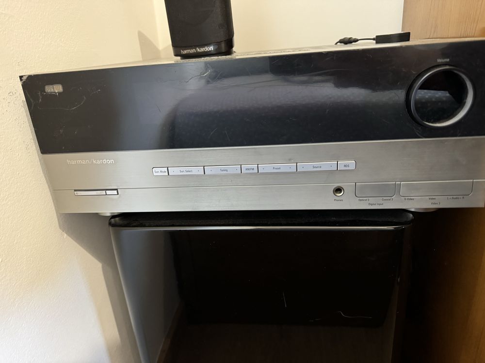 Subwoofer 5.1 e amplificador Harman Kardon