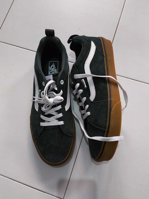 Sapatilhas VANS, novas, com etiqueta, de cor verde escuro, tamanho: 44
