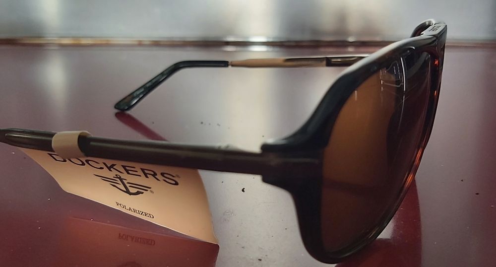 Óculos de sol Dockers Novos