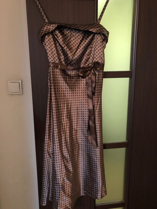 Sukienka Aggi 36 brąz w kratkę