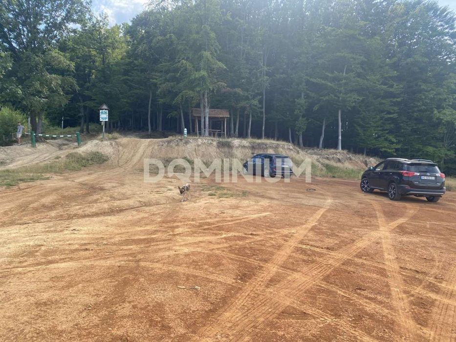 Продається земельна ділянка у с. Мала Копаня