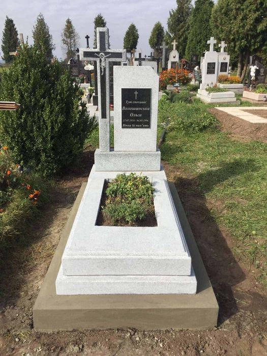 Реставрація-Встановлення пам'ятників