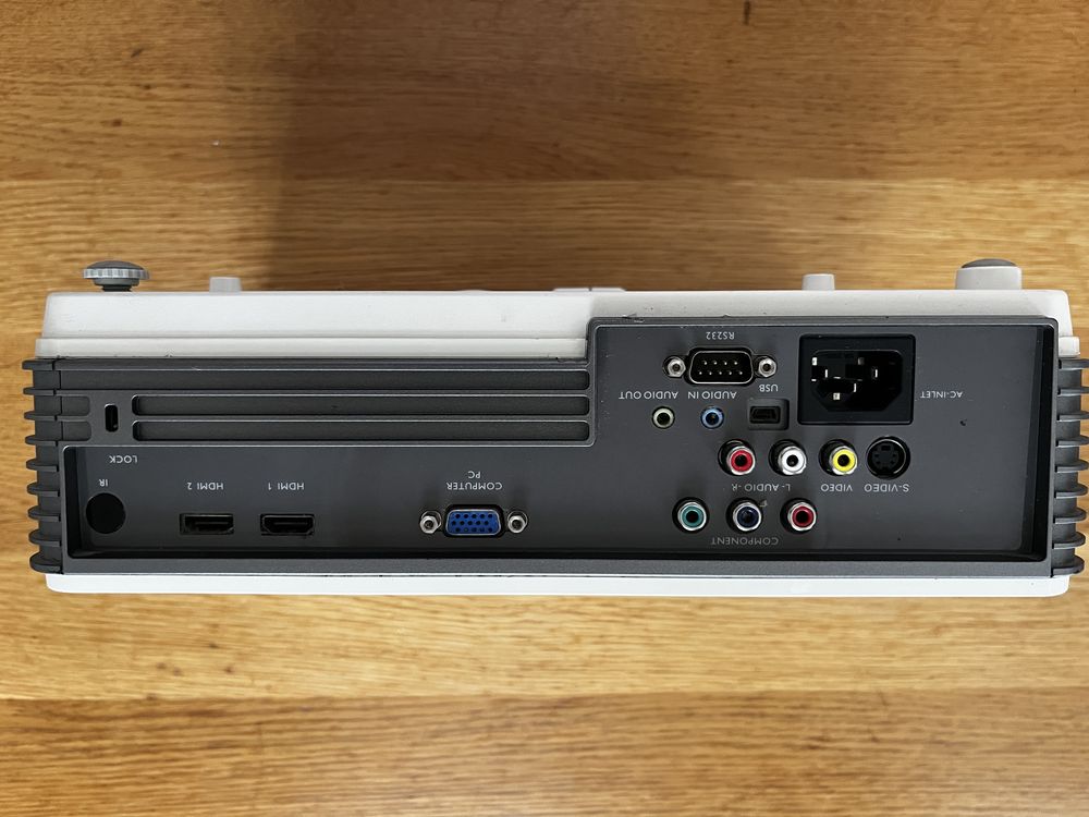 Projektor benq w600+