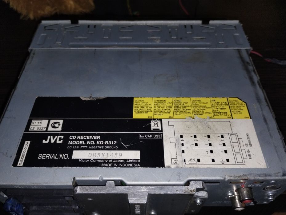 JVC KD-R312 повністю в робочому стані.