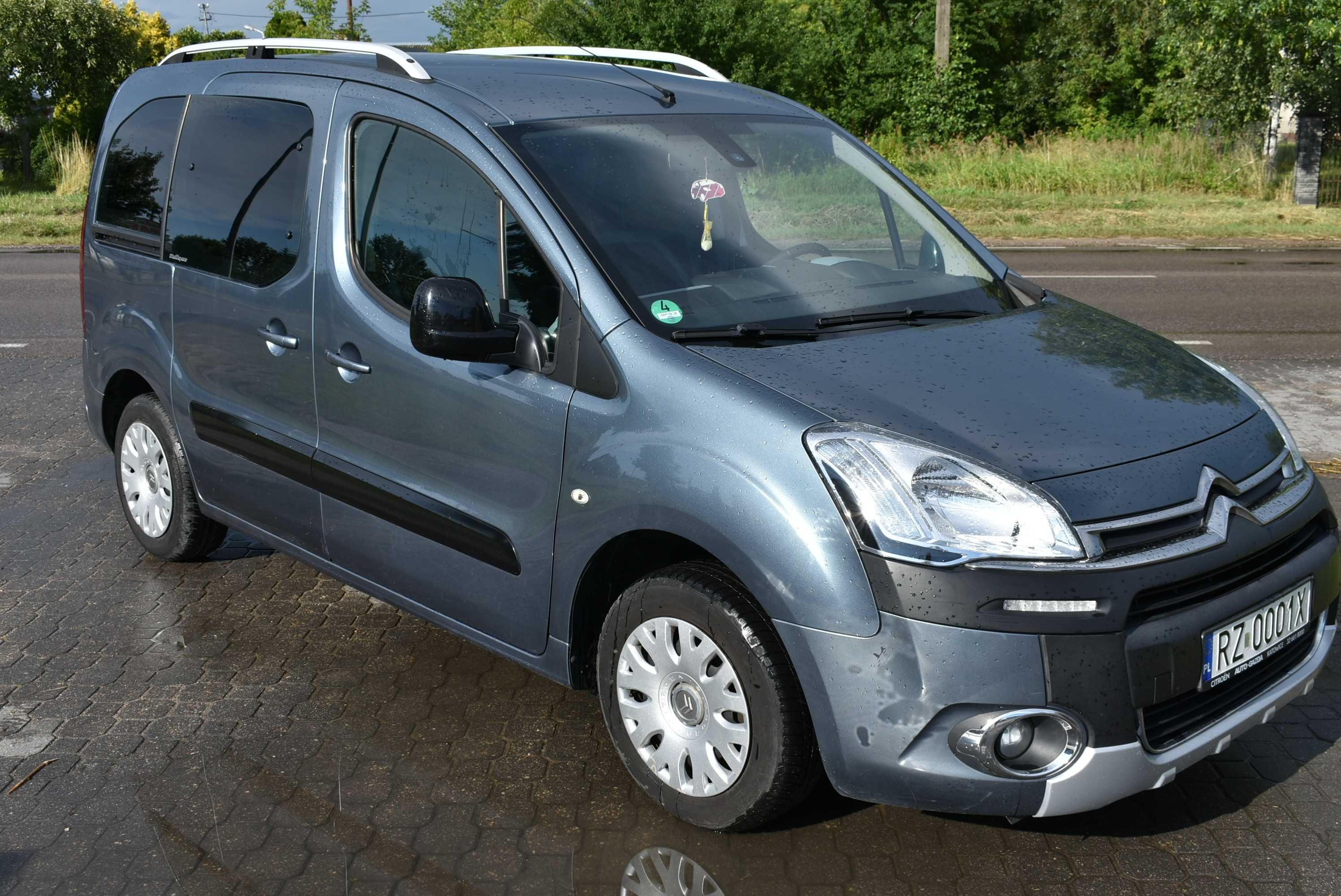 Citroen Berlingo 1.6B 100KM 2012r