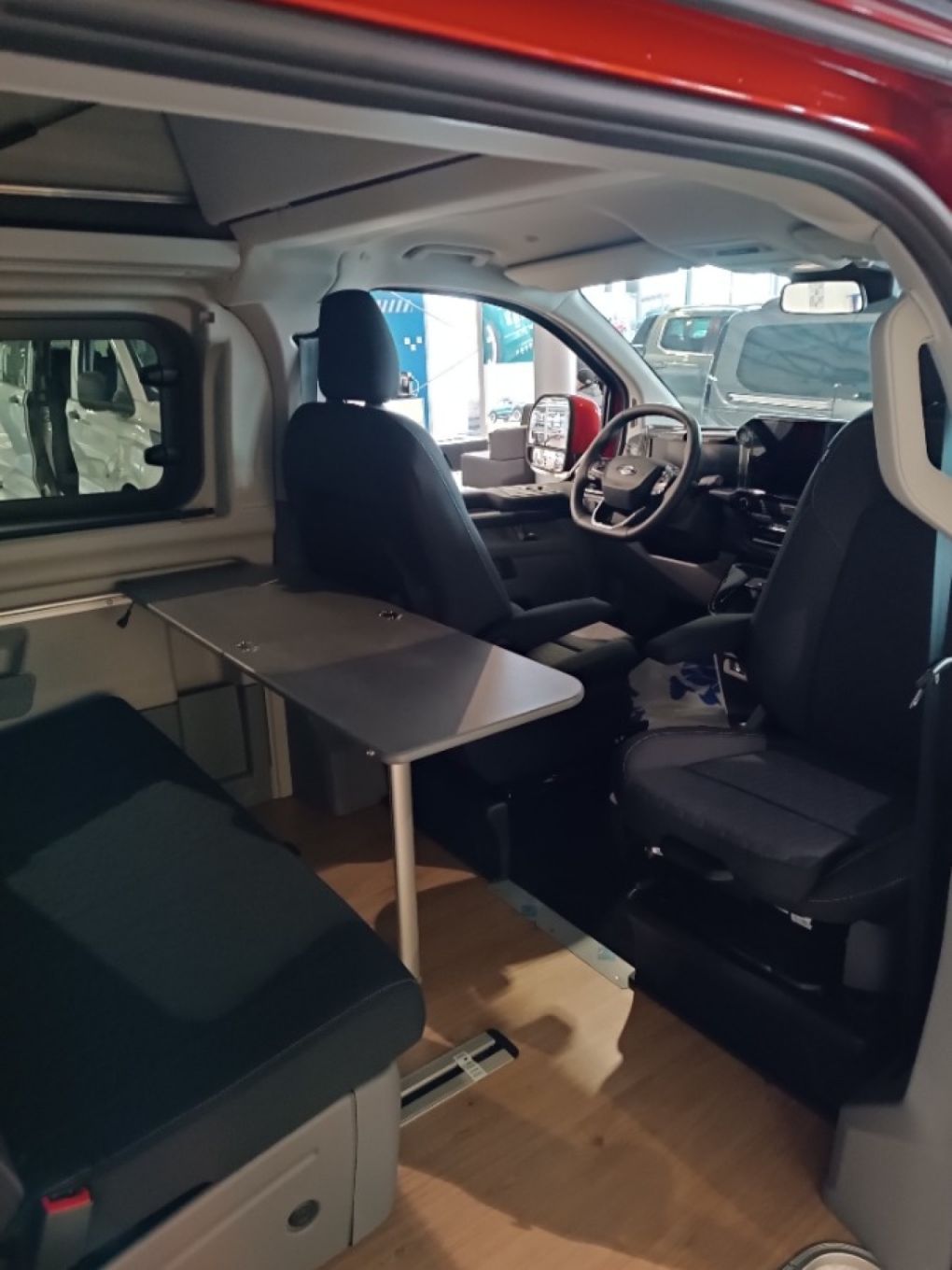 Ford Transit Custom Nugget  Titanium Camper L1