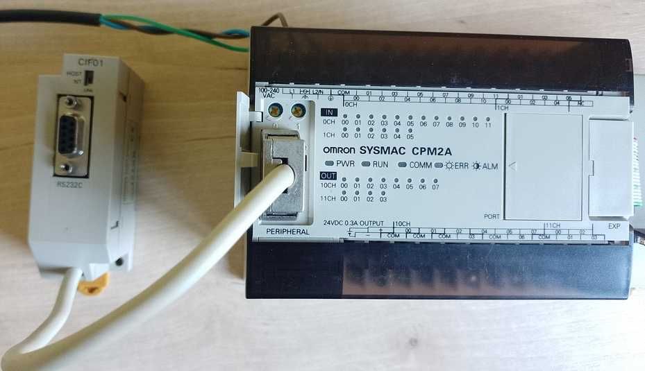 Sterownik PLC OMRON cpm2a-30CDR-A / cpm1a-MAD01 / cpm1-CIF01