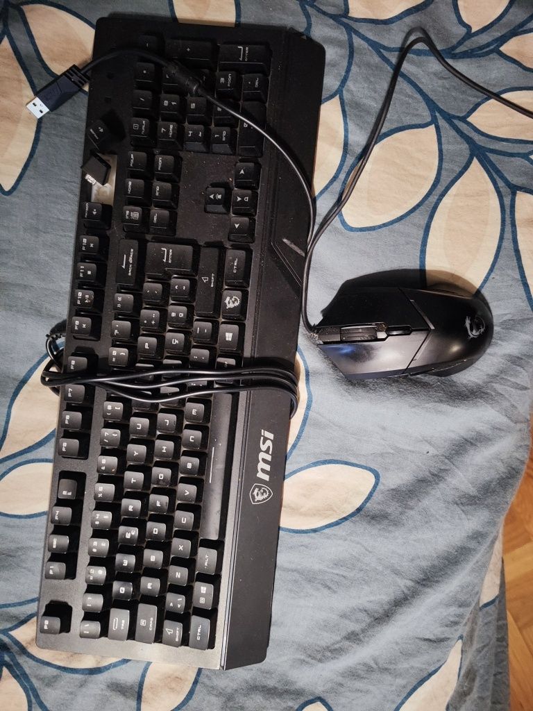 Teclado e rato gaming