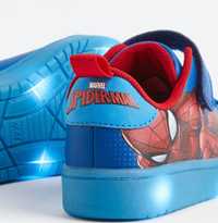 Spider-Man buty Świecące, led, migająca podeszwa NOWE rozmiar 28