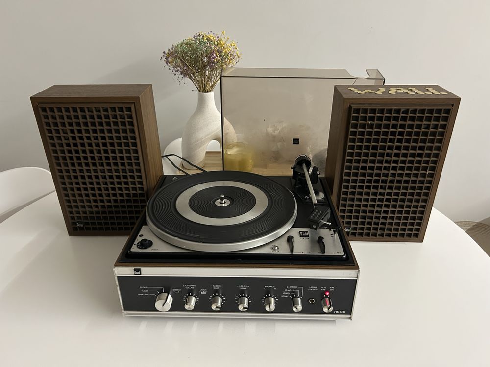 Dual HS 130 gramofon ze wzmacniaczem