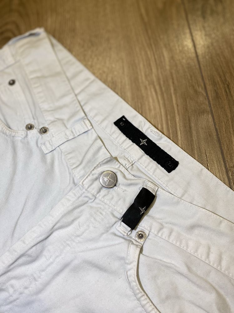 Білі вінтажні штани Stone Island