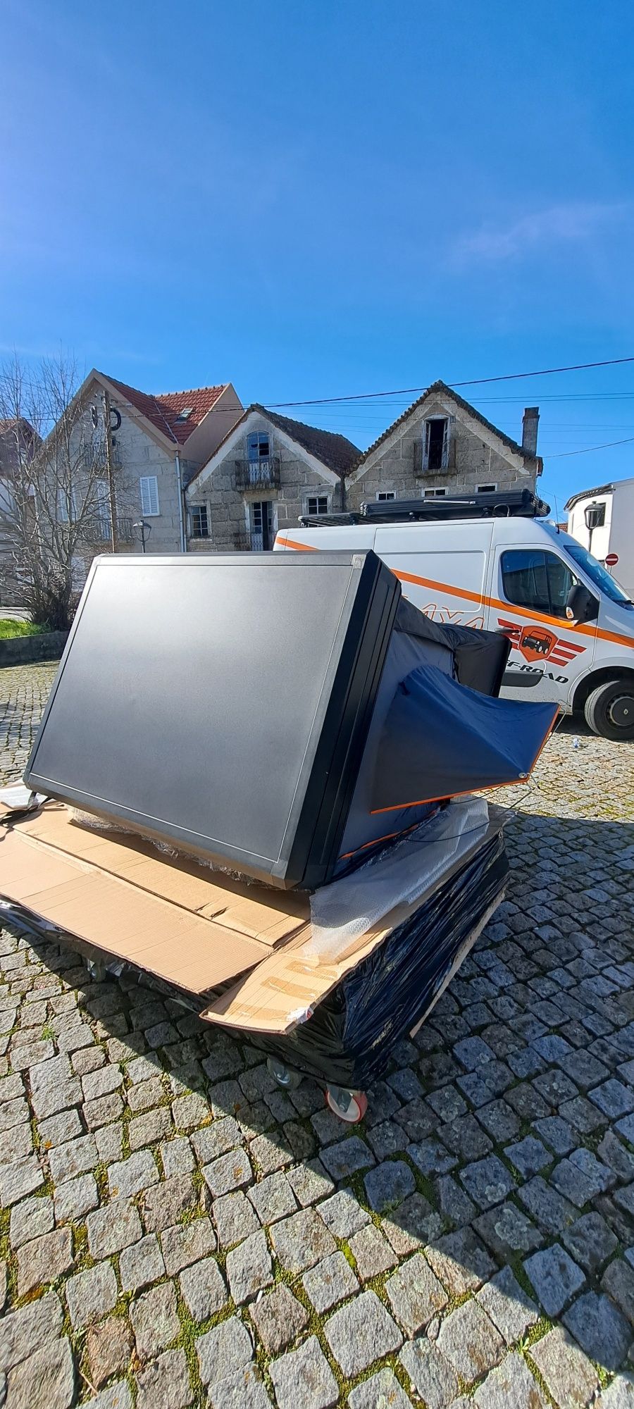 Tenda familiar em alumínio