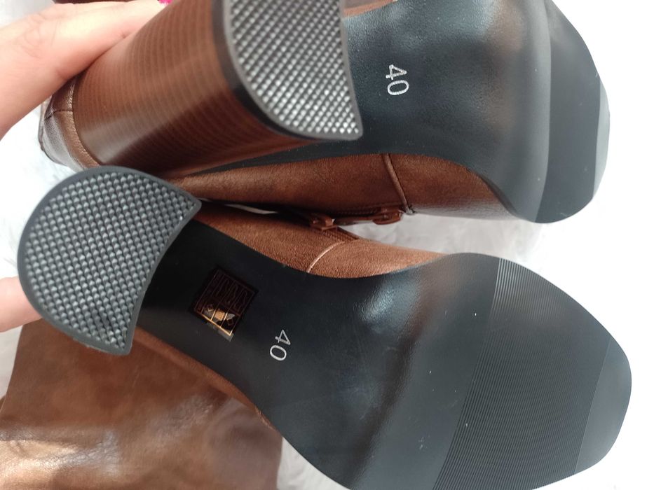 (39/40) Brązowe Kozaki za kolano muszkieterki wieczorowe, Nowe