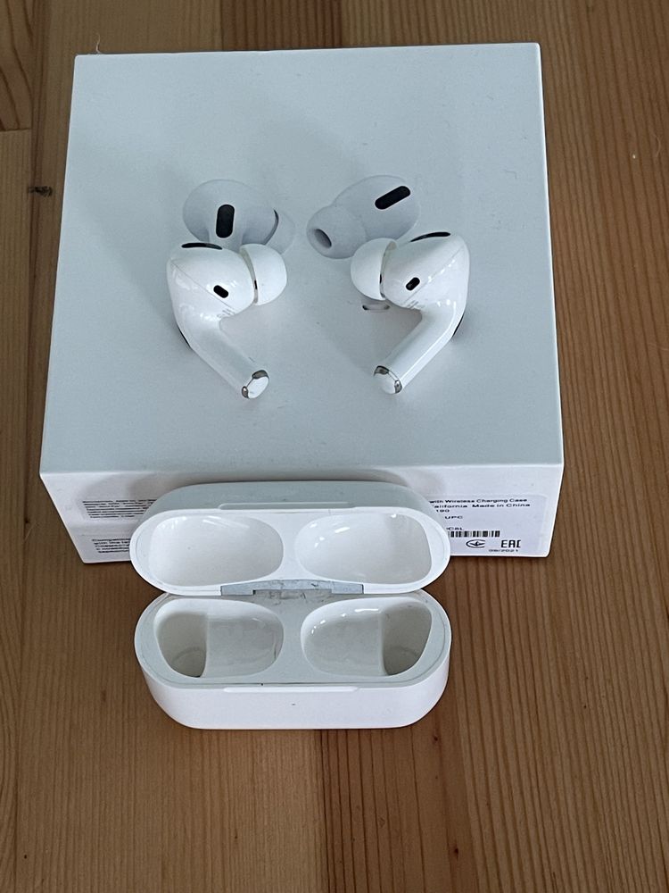 Apple airpods pro