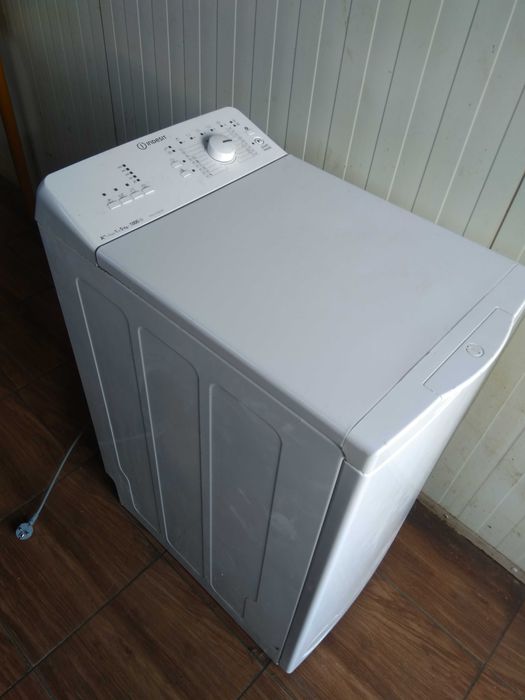 Pralka odgórna INDESIT ITWA 51052