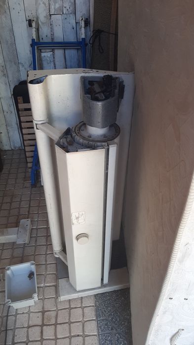 Calandra Miele para reparar ou peças (SÓ VENDO A MÁQUINA COMPLETA)