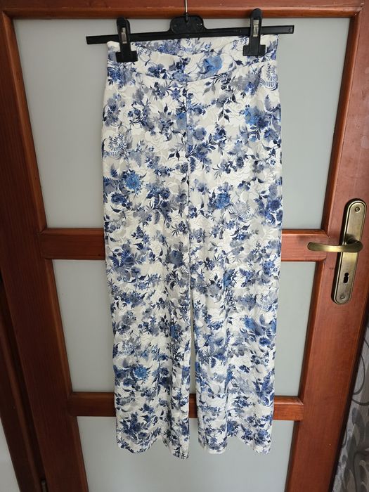 Spodnie dziewczęce rozmiar 146 152 Szeroka nogawka XS jak nowe