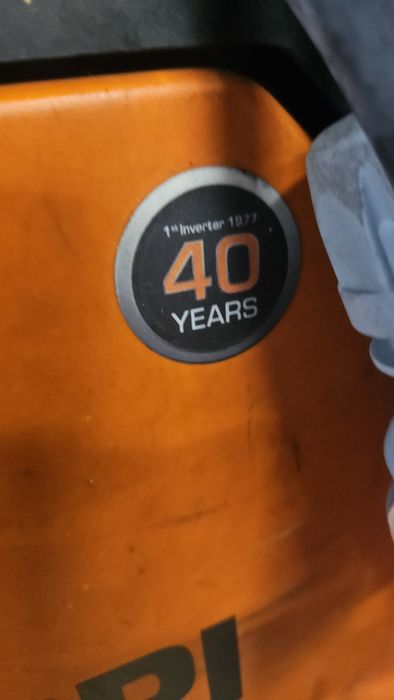 Kemppi Kempact 323A spawarka migomat