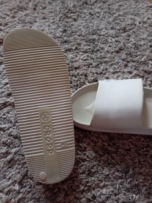 Croop klapki 42 unisex profilowane