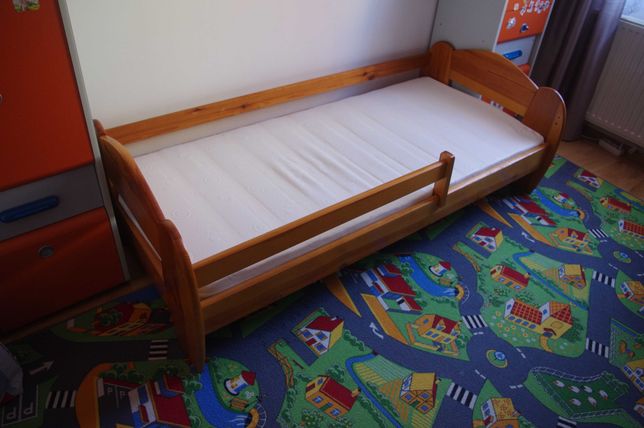 Łóżko dziecięce sosnowe 180x80 z materacem