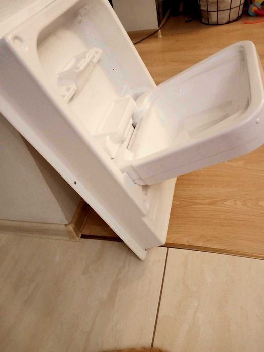 Umywalka składana  Cleo przyczepa kempingowa, kamper