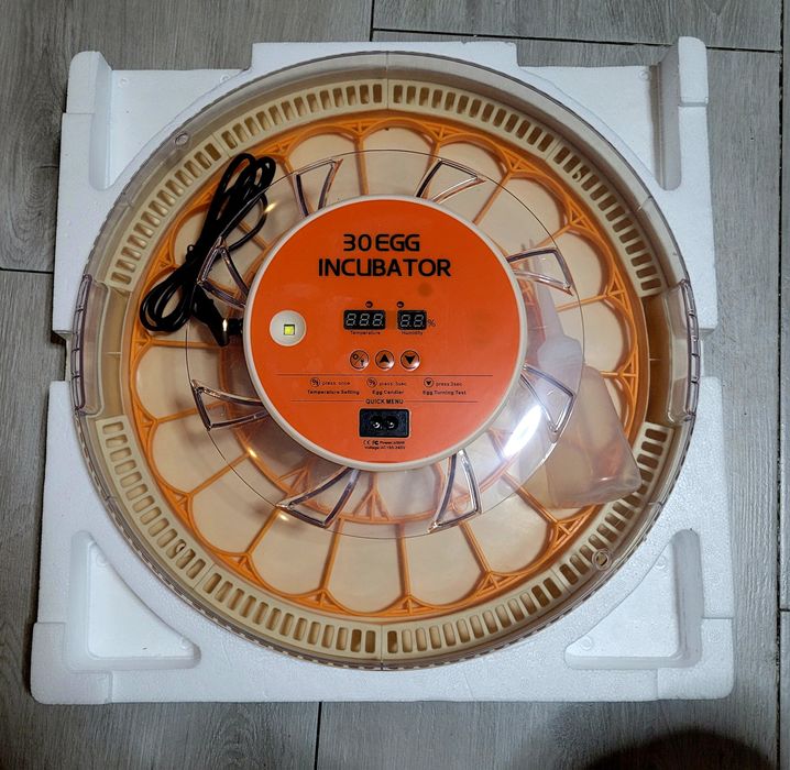 Automatyczny Inkubator/Wylegarka 30 jajek