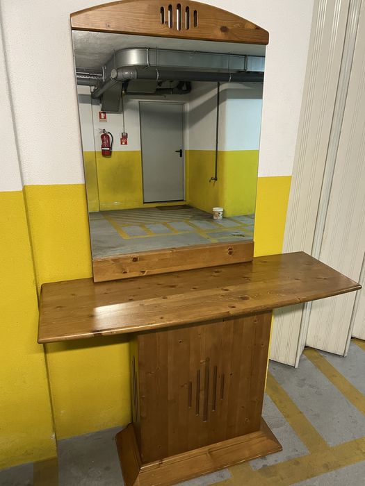 Conjunto credencia+espelho