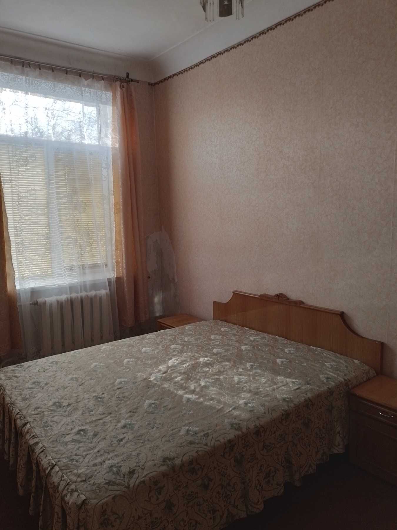 Продается 3-х комн. квартира на Запорожье-Левом с гаражом