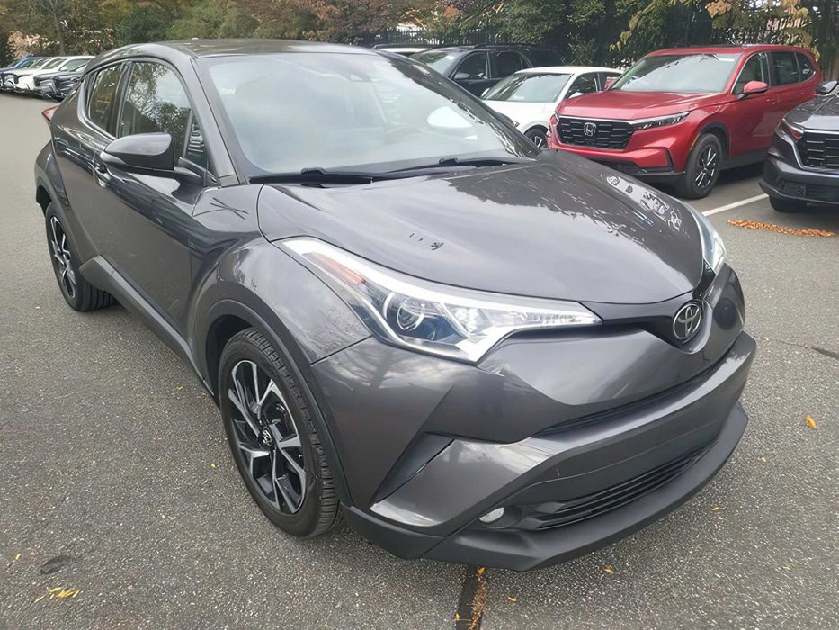 Toyota C-HR      2019