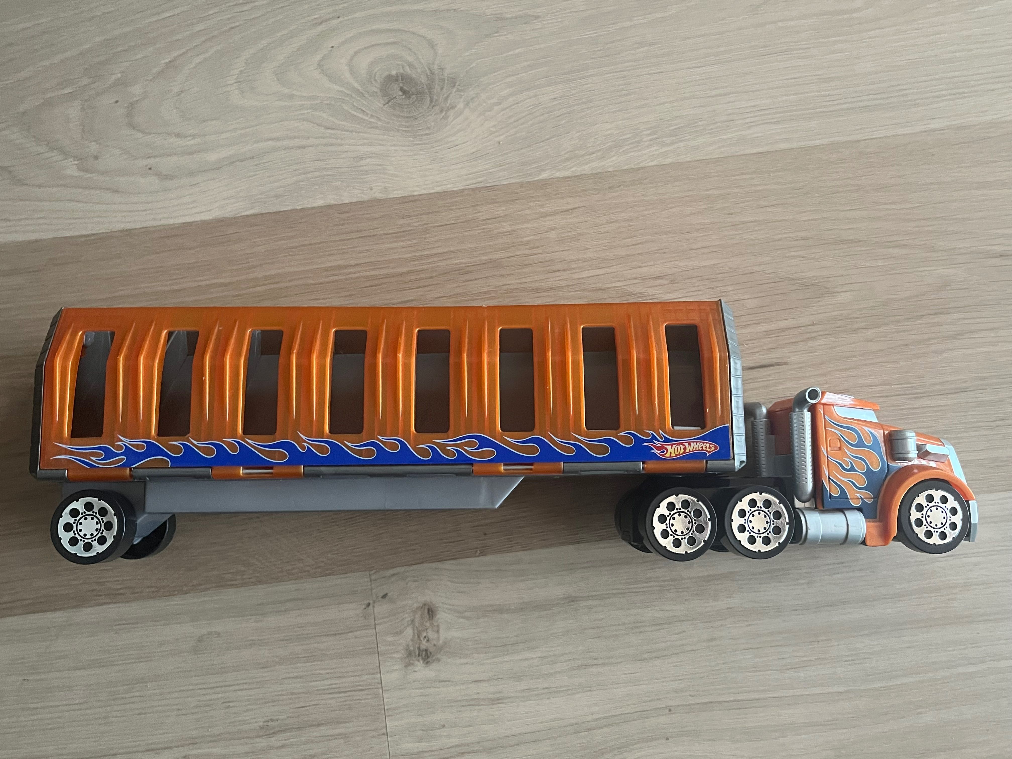 Ciężarówka Hot Wheels do przewozu autek