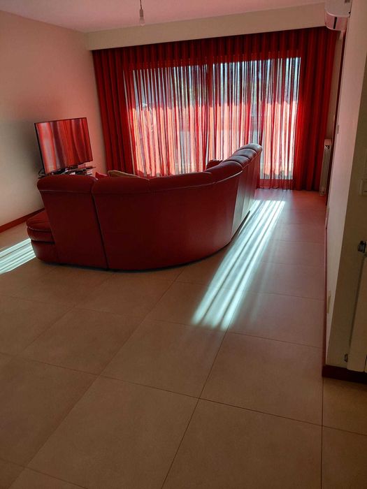 Arrenda-se apartamento T3 4730 Vila Verde