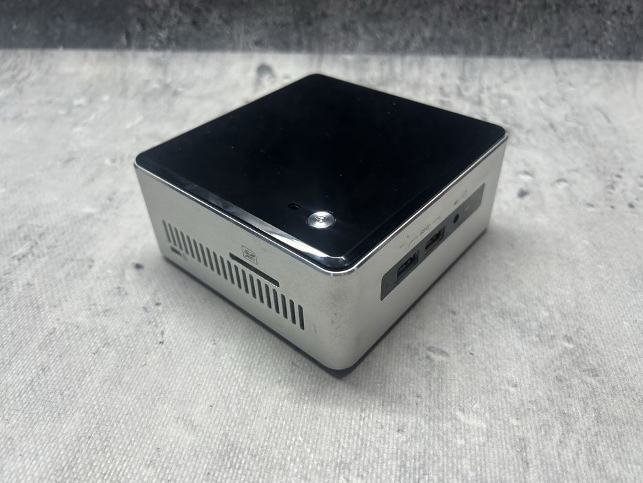 MINI PC Intel NUC / i3 6100u 2.3 GHz / 8GB DDR4 / 256SSD / HD520 / W11