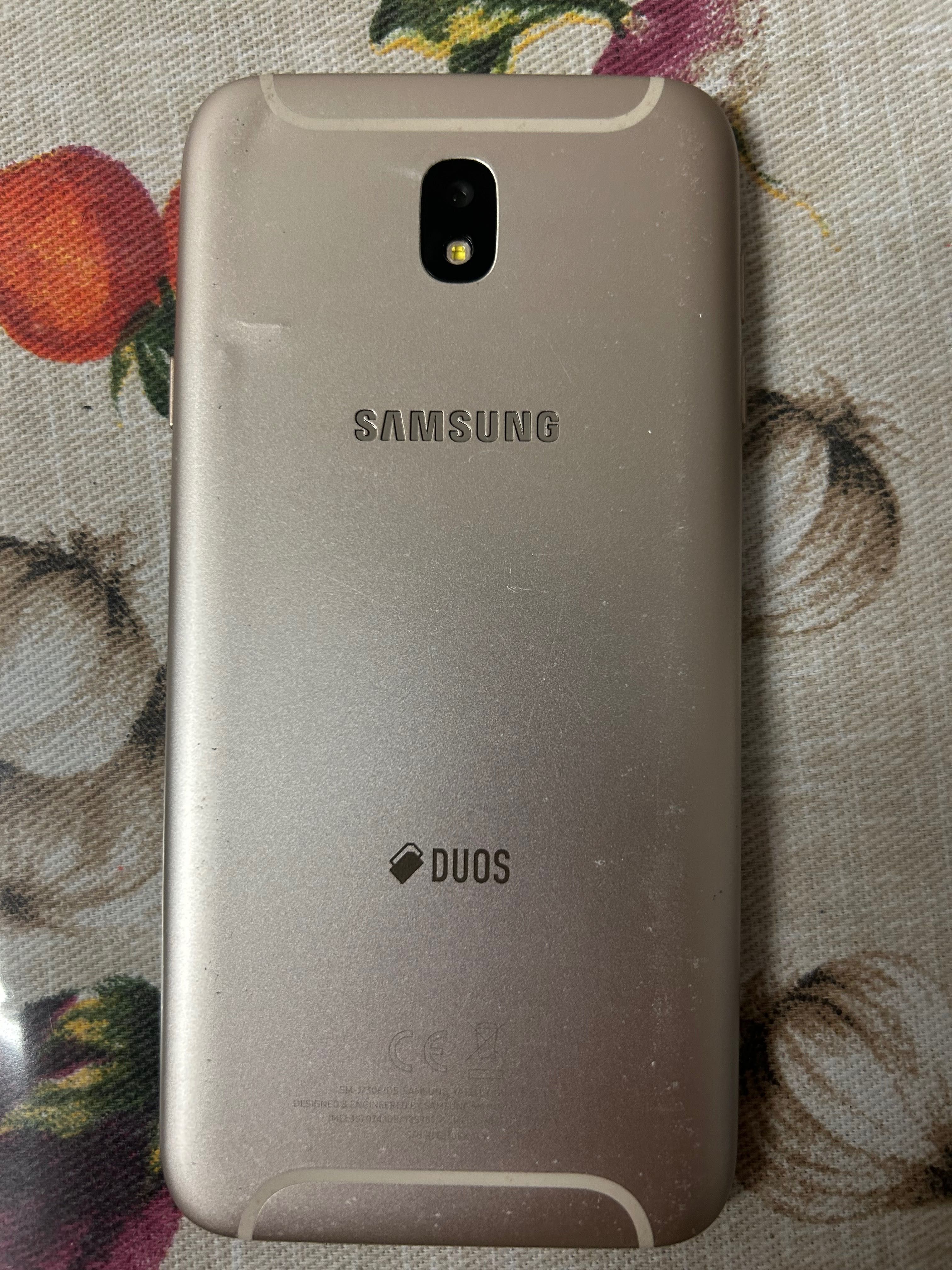 Samsung J7 / 2017