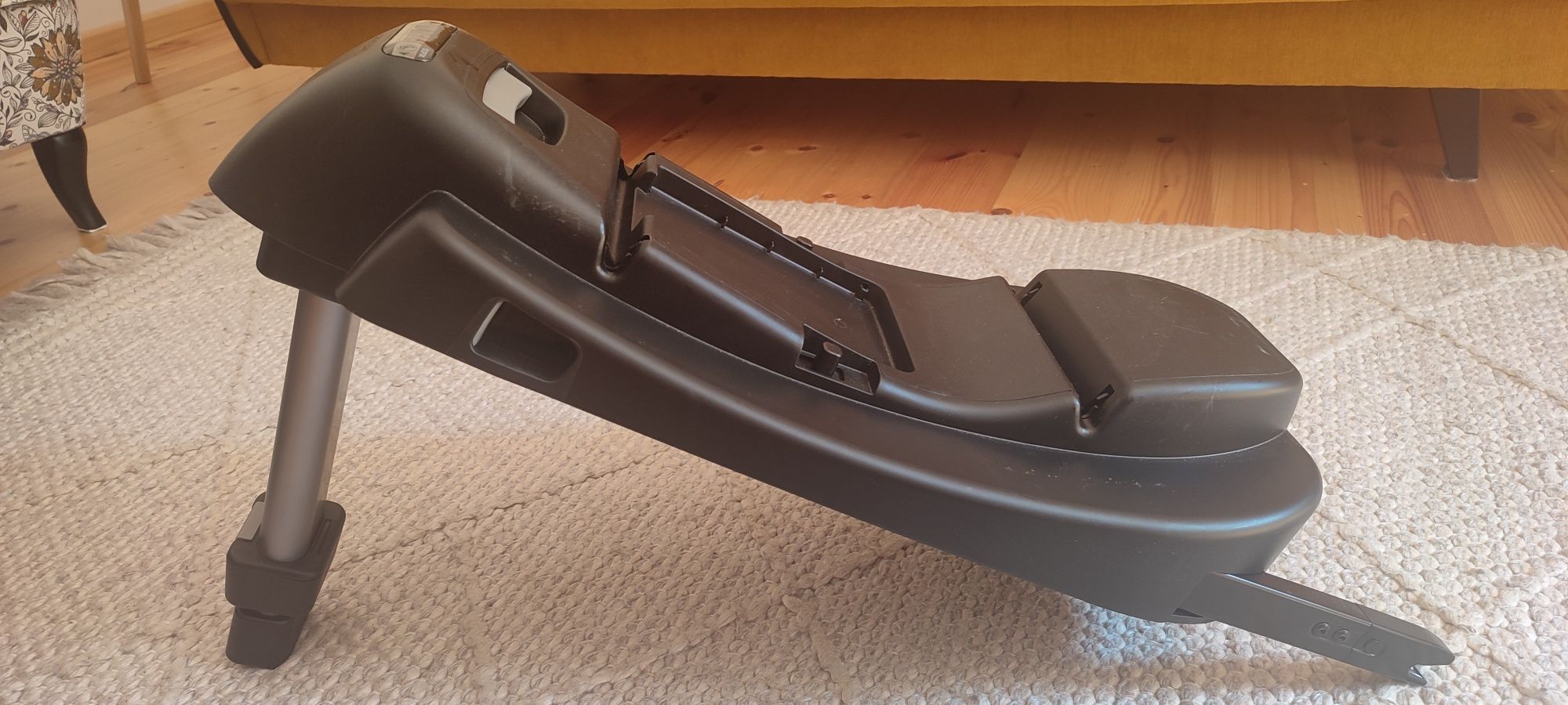 Fotelik Recaro Privia 0-13 kg + baza ISOFIX