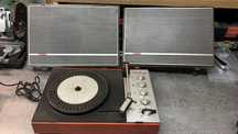 Gramofon stereo zPRL-u