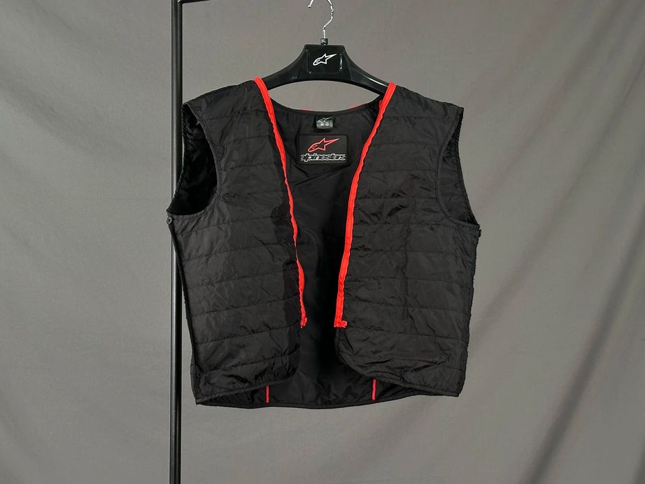 Мотокуртка Alpinestars, Dainese, Macna GP Plus R v4