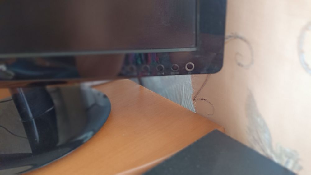 Монитор philips 196 VL.