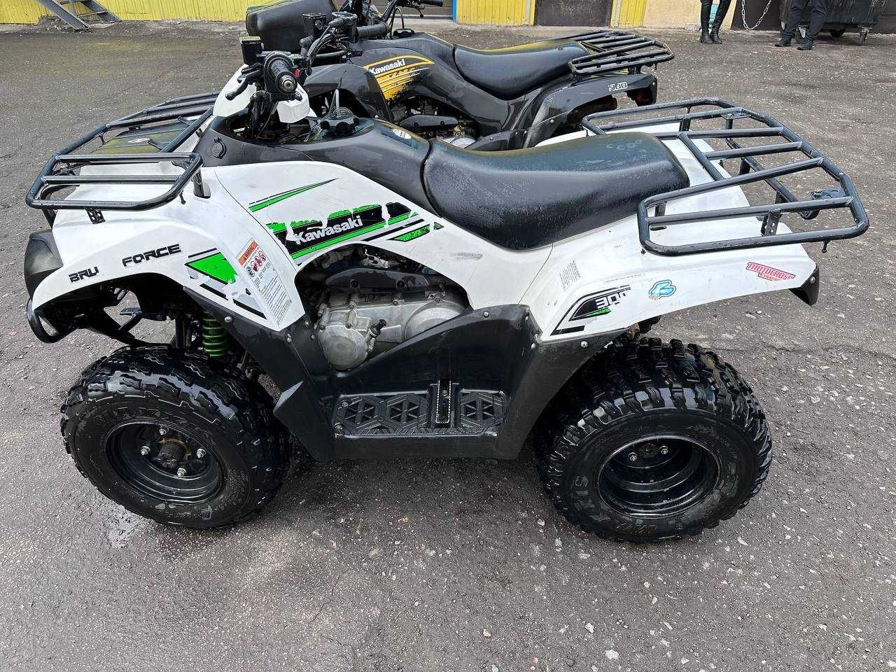 Продам квадроцикл Kawasaki Brute Force 300