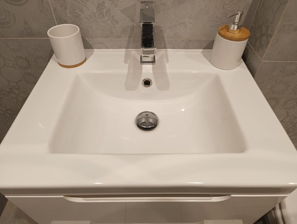 Szafka z umywalką 60 cm szafka Aruba dąb do łazienki łazienkowa