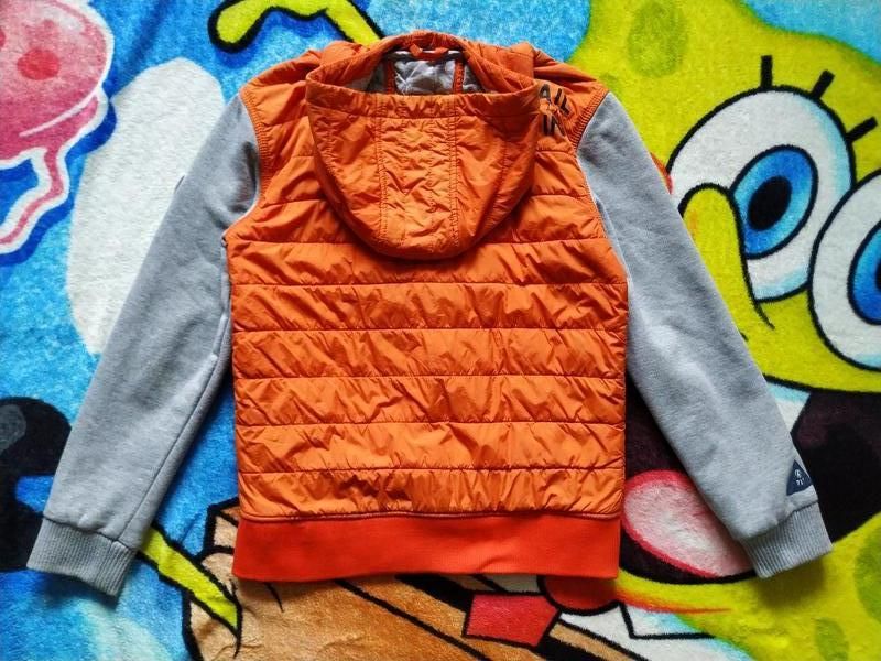 Помаранчева,демісезонна куртка для хлопчика 11-12 років