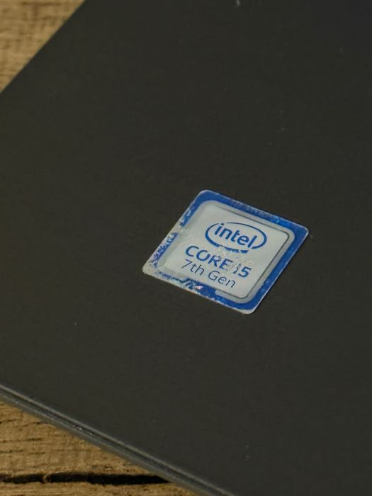 Ноутбук Lenovo i5-7200u 8гб 250Гб SSD