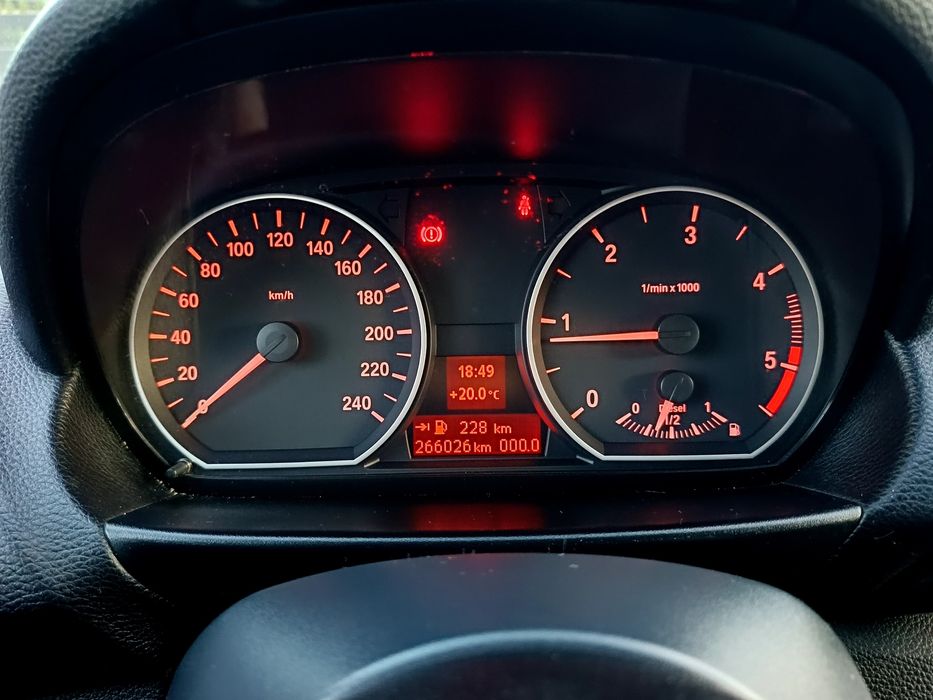 NA SPRZEDAŻ BMW SERI 1 - 118, produkcja 2007 DIESEL
